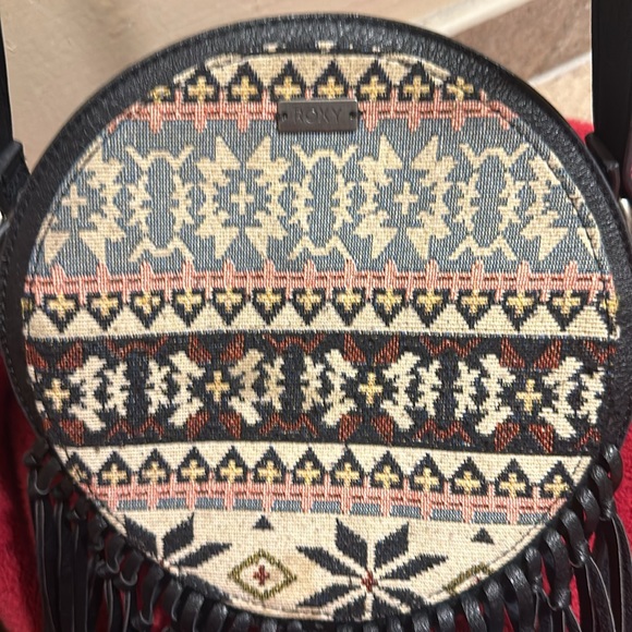 NWT ROXY CROSSBODY FRINGE FESTIVAL BAG (black) - Picture 7 of 7